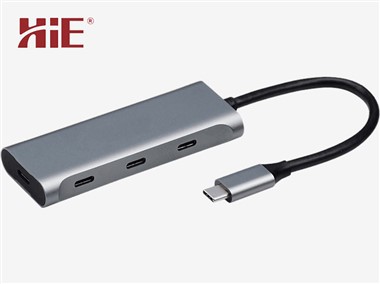 USB-C 4-v-1 dokovací stanici 5600